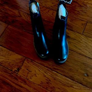 Ladies Muk Luks black ankle boots. New with tags size 6